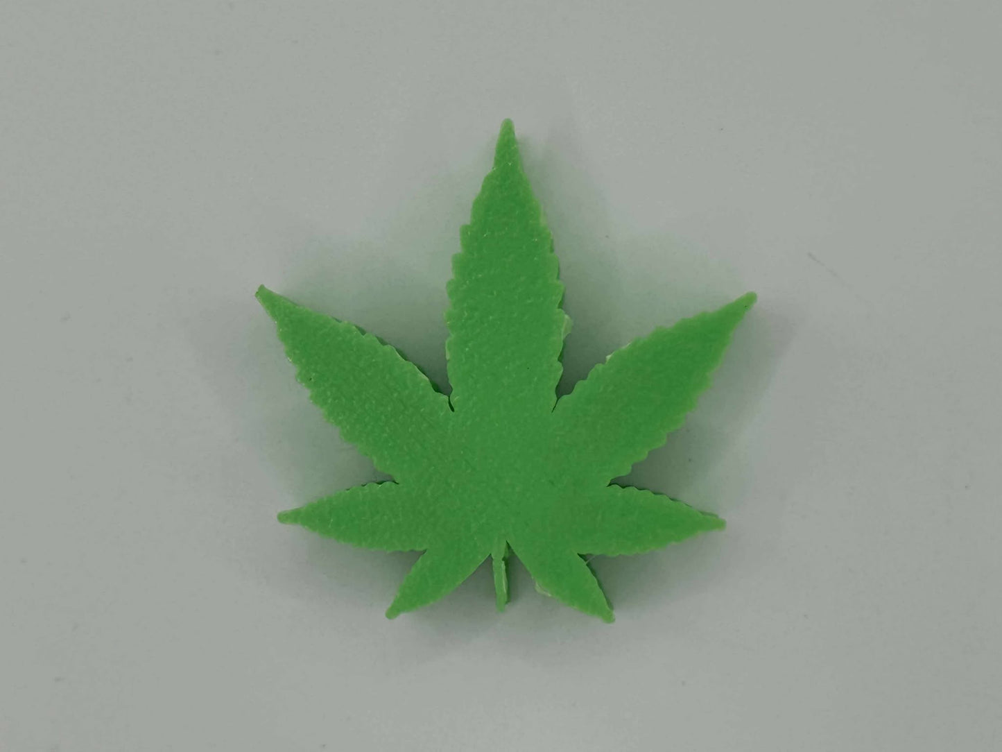 PLANT LEAF TOPPER